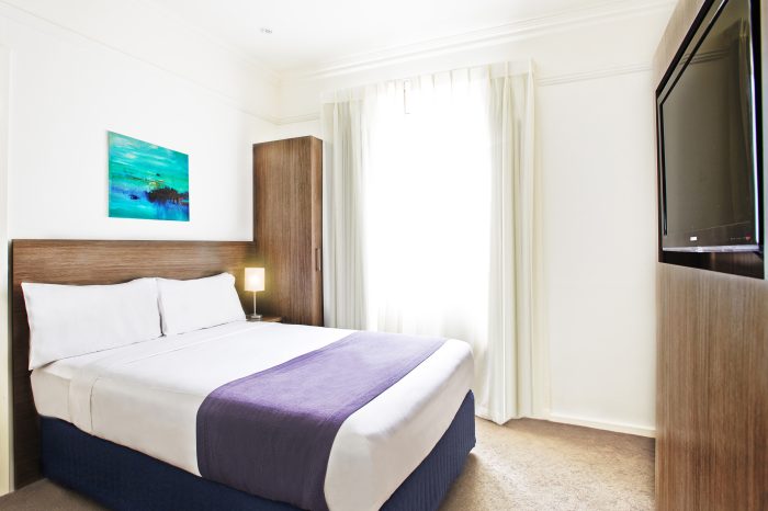 This Cottesloe accommodation features a Double Room with a queen-size bed